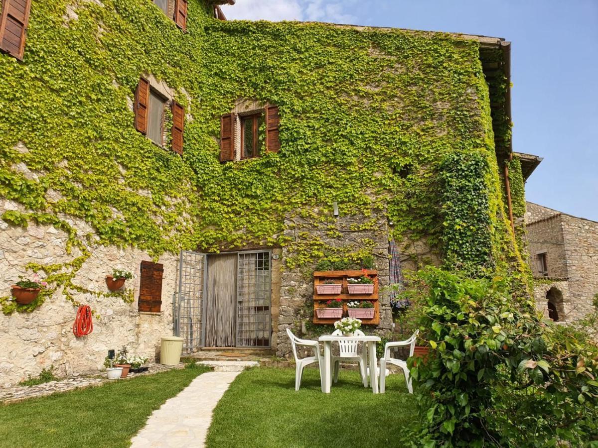 Il Borgo Di Cornillo Villa Meggiano Exterior photo